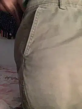 Snapshot of Johnras121 chatting on February 2, 2026, 11:36 pm Johnras121 online show from February 2, 2026, 11:36 pm