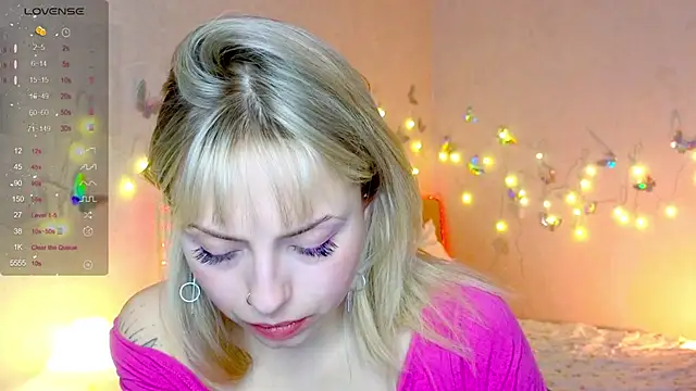 lavenderluxe online show from January 8, 2025, 10:59 am