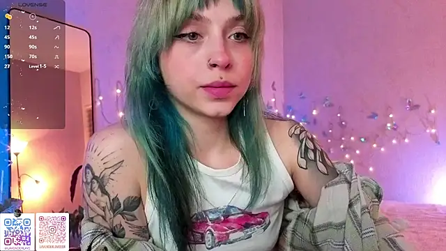 lavenderluxe online show from May 12, 2026, 6:49 pm