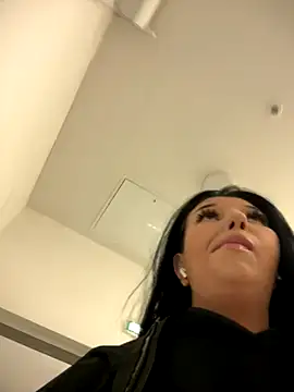 Tisha Busty online show from December 1, 2025, 1:16 pm