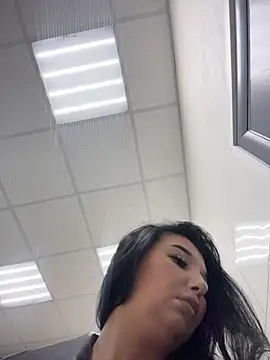 Tisha Busty online show from May 3, 2026, 11:49 am