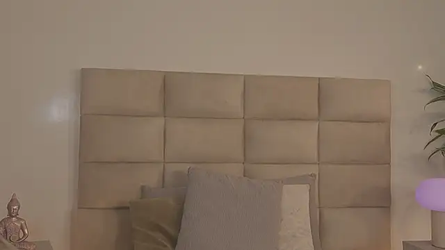 emma brooks1 online show from February 6, 2026, 9:18 pm