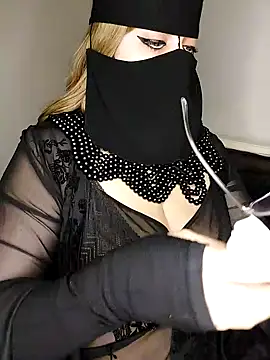 Snapshot of -Arab_milf- chatting on December 23, 2024, 6:22 am -Arab milf- online show from December 23, 2024, 6:22 am