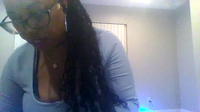 KittyKayla online show from October 5, 2025, 5:28 am