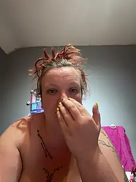 busty-bella1 online show from July 8, 2026, 9:52 pm