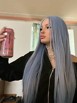 madelinexx online show from February 28, 2026, 12:39 pm