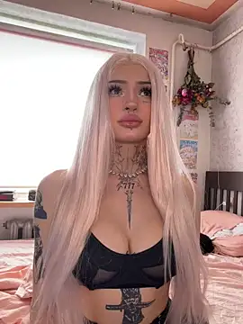 madelinexx online show from June 21, 2026, 7:44 am