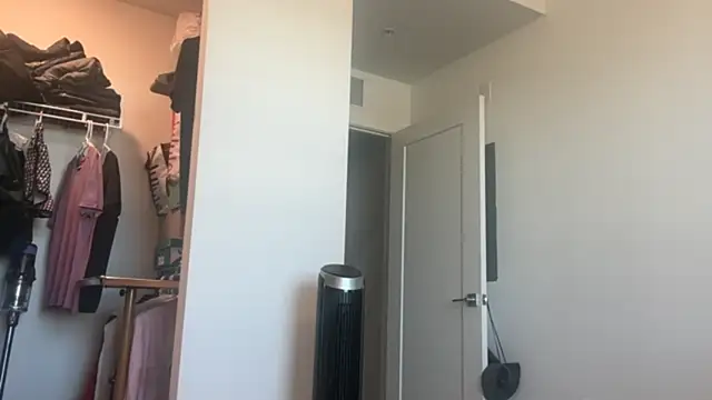 Snapshot of crossfitterguy87 chatting on March 23, 2026, 10:25 pm crossfitterguy87 online show from March 23, 2026, 10:25 pm