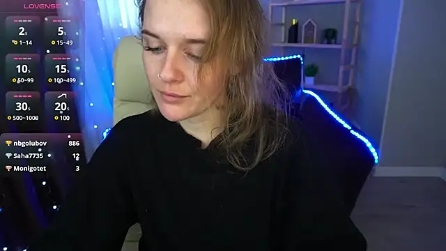 MaribelRiverr  online show from December 29, 2024, 10:34 am