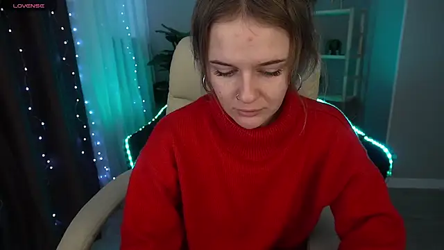 MaribelRiverr  online show from December 30, 2024, 6:42 am