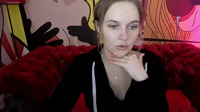 MaribelRiverr  online show from July 11, 2026, 6:27 am