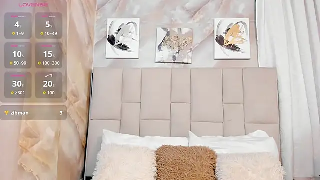 Snapshot of Jaslyn__Smith chatting on October 27, 2025, 4:11 pm Jaslyn Smith online show from October 27, 2025, 4:11 pm