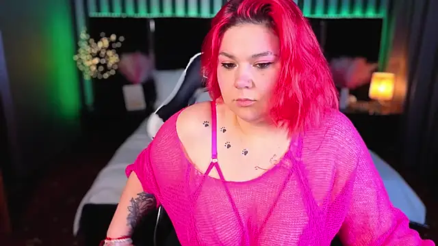 Snapshot of BettyDark chatting on May 25, 2026, 7:31 pm BettyDark online show from May 25, 2026, 7:31 pm