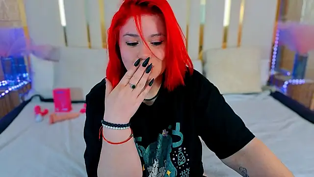 Snapshot of BettyDark chatting on May 29, 2026, 7:23 pm BettyDark online show from May 29, 2026, 7:23 pm