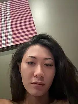 Snapshot of thai-dreamgirl chatting on April 19, 2026, 10:23 pm thai-dreamgirl online show from April 19, 2026, 10:23 pm