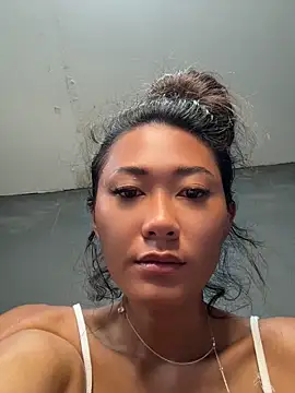 Snapshot of thai-dreamgirl chatting on June 19, 2026, 11:52 pm thai-dreamgirl online show from June 19, 2026, 11:52 pm