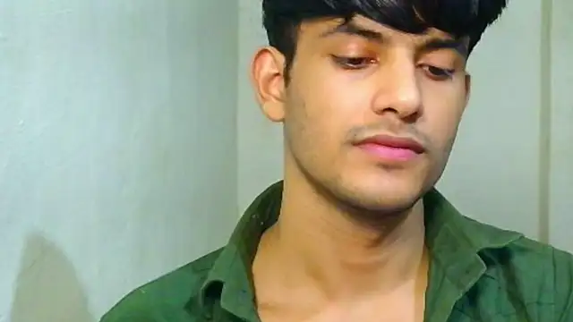 kingkartik7 online show from January 9, 2026, 7:04 pm