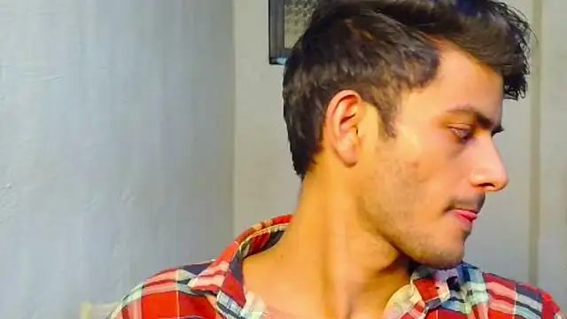 kingkartik7 online show from January 12, 2026, 2:11 pm