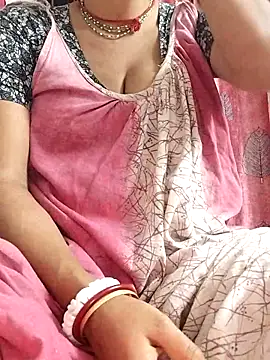 miss-Riy online show from February 11, 2026, 5:07 pm