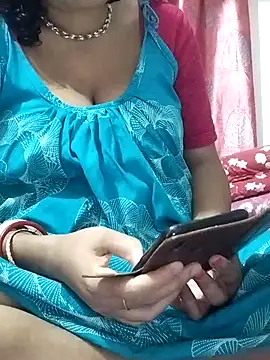 Snapshot of miss-Riy chatting on June 19, 2026, 5:01 am miss-Riy online show from June 19, 2026, 5:01 am