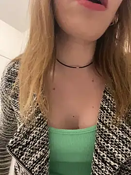 Snapshot of EvaRush chatting on March 23, 2025, 2:04 am EvaRush online show from March 23, 2025, 2:04 am