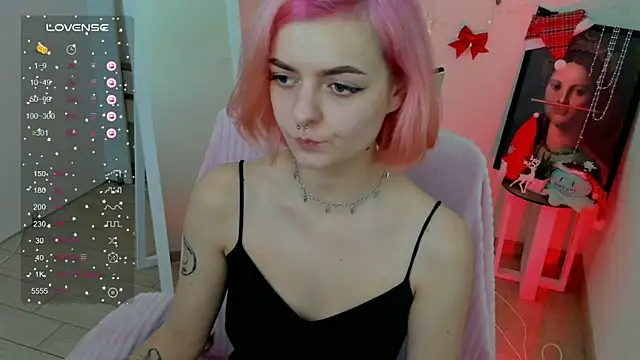 Fire Bestie online show from January 13, 2025, 4:51 pm