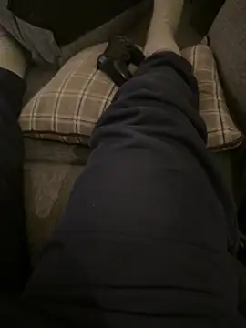 Snapshot of aleksergira chatting on December 16, 2025, 7:41 pm aleksergira online show from December 16, 2025, 7:41 pm