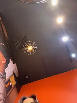 Chloe  Moon online show from December 22, 2025, 11:07 am