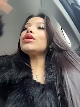 Chloe  Moon online show from January 13, 2026, 12:32 pm