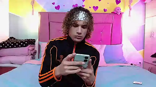 tylor boy online show from March 20, 2025, 1:35 am