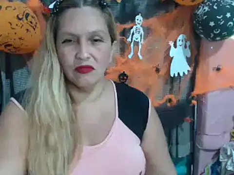 mom son dirty online show from October 19, 2025, 2:01 am