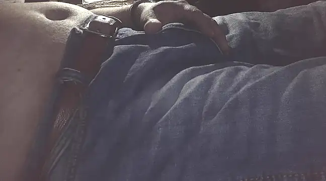 Snapshot of briefsguy4life@xh chatting on March 1, 2025, 4:15 am briefsguy4lifexh online show from March 1, 2025, 4:15 am