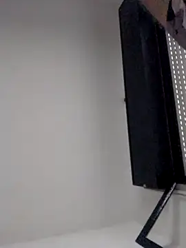 Snapshot of max_max22 chatting on March 3, 2025, 5:07 pm max max22 online show from March 3, 2025, 5:07 pm