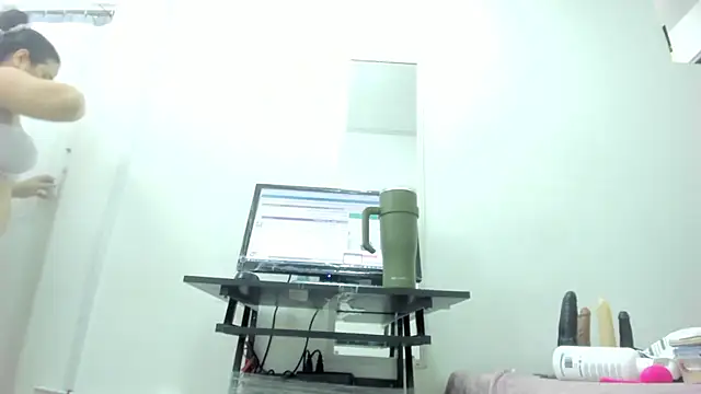 Dalia 20 online show from December 5, 2025, 12:41 am