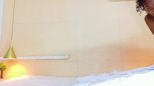 Chocolatte bar online show from March 20, 2025, 1:15 pm