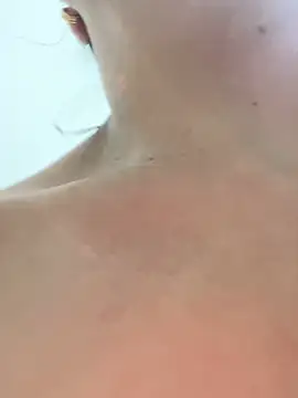 Snapshot of IsaValencia chatting on January 15, 2025, 2:17 am IsaValencia online show from January 15, 2025, 2:17 am