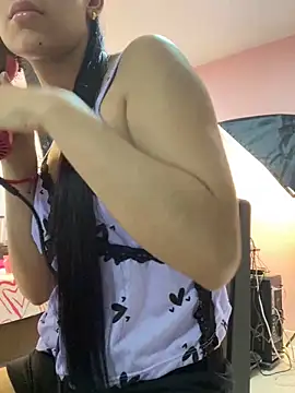 Snapshot of IsaValencia chatting on February 5, 2025, 6:26 pm IsaValencia online show from February 5, 2025, 6:26 pm