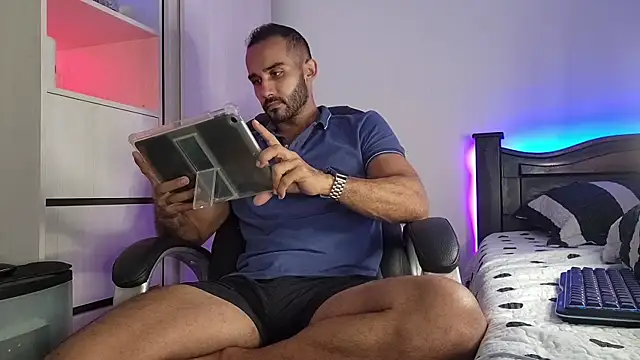 orion1993 online show from December 3, 2024, 8:16 am