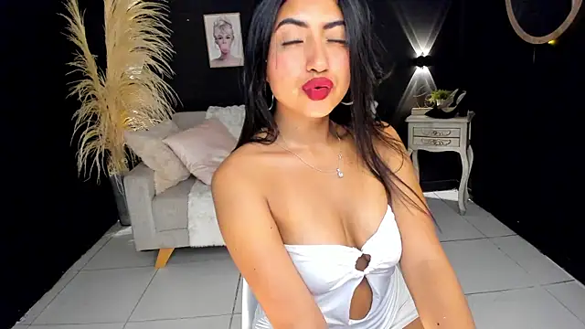 Snapshot of Hanna_fost chatting on February 11, 2025, 5:29 pm Hanna fost online show from February 11, 2025, 5:29 pm