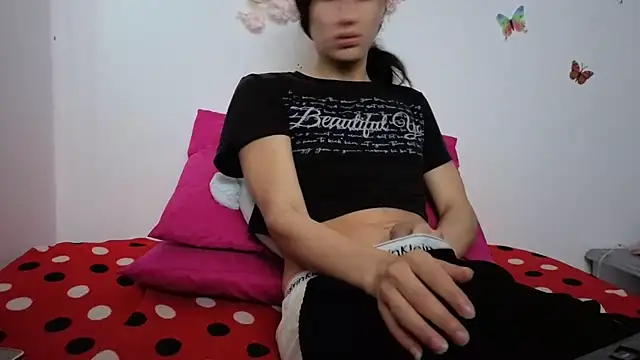 Snapshot of Safiro_Queen chatting on December 1, 2025, 11:26 am Safiro Queen online show from December 1, 2025, 11:26 am