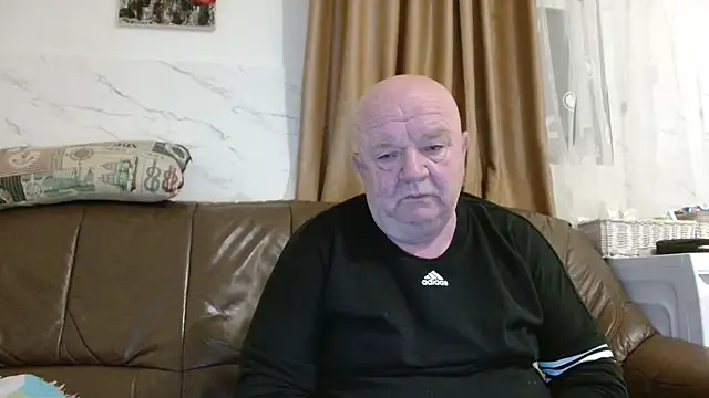 fullballs6 online show from February 26, 2026, 3:27 am