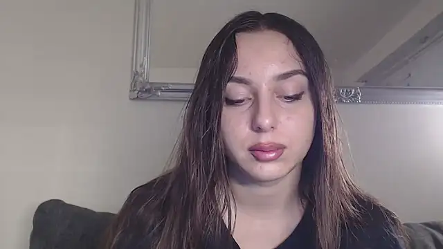 courtneyPerfect online show from December 19, 2024, 7:51 am