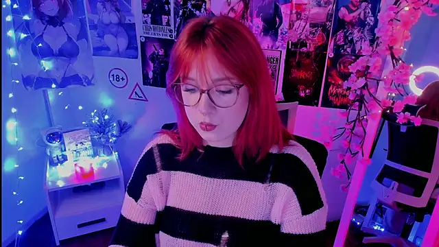 Snapshot of Rudy_02 chatting on November 12, 2025, 11:14 pm Rudy 02 online show from November 12, 2025, 11:14 pm