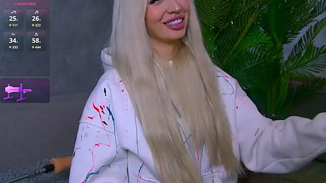 Snapshot of BambiAndAyline chatting on September 29, 2025, 3:11 am BambiAndAyline online show from September 29, 2025, 3:11 am