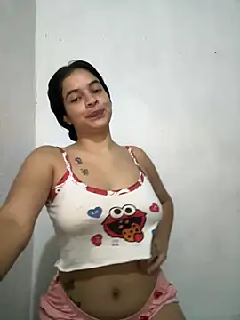 Snapshot of SaraMilan chatting on July 12, 2026, 11:45 am SaraMilan online show from July 12, 2026, 11:45 am