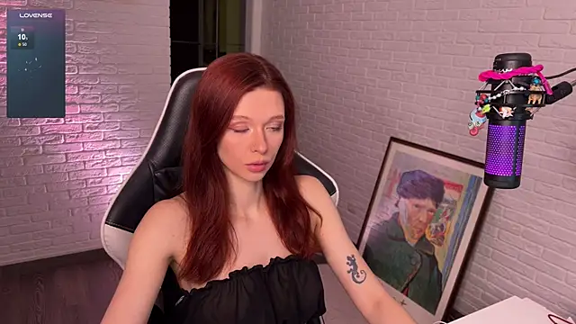 Snapshot of mirai_meeow chatting on December 12, 2024, 2:55 pm mirai meeow online show from December 12, 2024, 2:55 pm