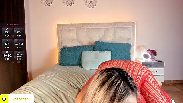 Valerysensitive online show from April 12, 2026, 12:04 am