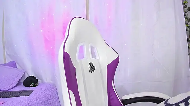 GilaKat online show from January 28, 2025, 3:15 am