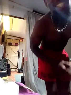 Snapshot of Chocolate_factory_man chatting on December 5, 2024, 8:44 pm Chocolate factory man online show from December 5, 2024, 8:44 pm