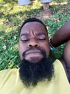 Snapshot of Chocolate_factory_man chatting on December 30, 2024, 8:43 am Chocolate factory man online show from December 30, 2024, 8:43 am